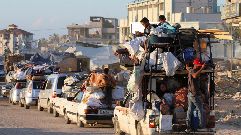 Seguindo instruções de Israel, muitos moradores de Gaza deixaram Rafah na segunda-feira, antes do início dos ataques