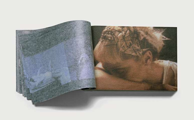 O livro cobiçado por fãs traz Madonna em fotos artísticas de Steven Klein