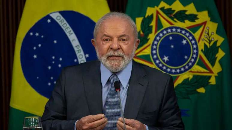 Pesquisa aponta que 50% dos brasileiros aprovam o trabalho de Lula