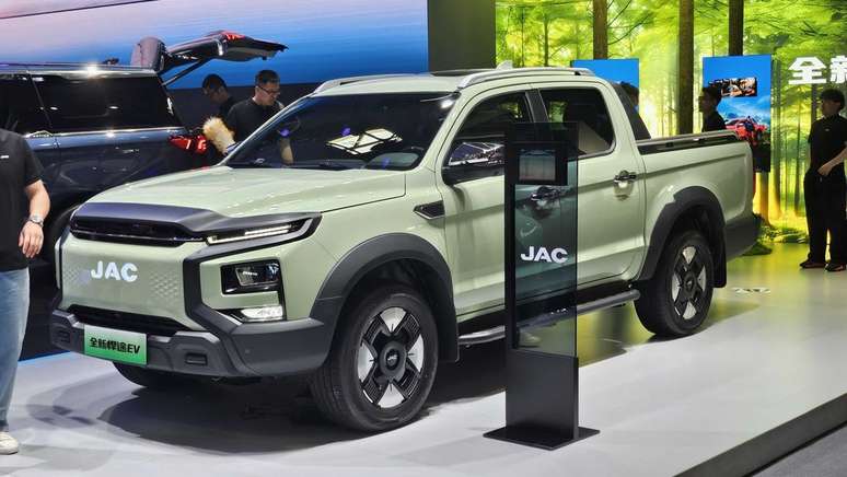 JAC Hunter chegará por aqui para brigar com Toyota Hilux e outras médias (Imagem: Paulo Amaral/Canaltech)