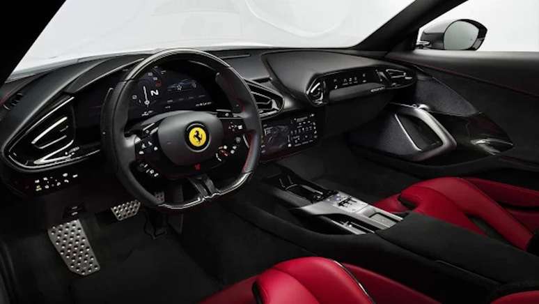 Cockpit da Ferrari 12Cillindri é um show de conforto e tecnologia (Imagem: Divulgação/Ferrari)
