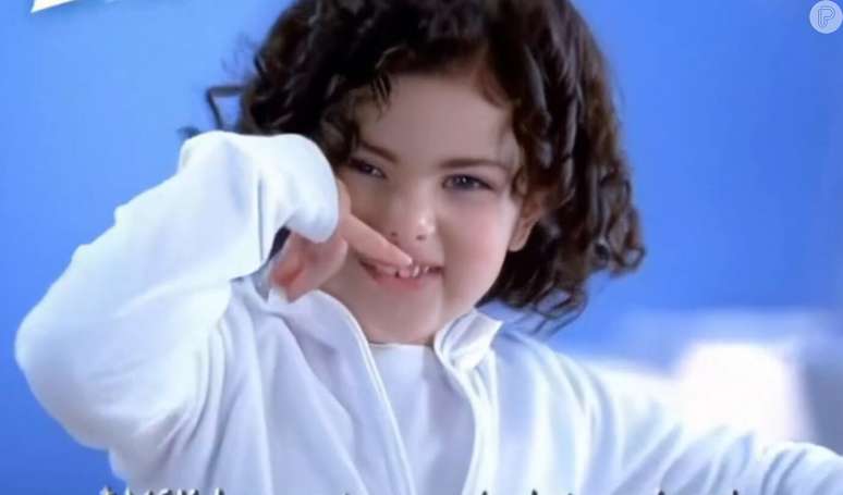A sósia-mirim de Ana Paula Arósio em comercial de TV cresceu e você não vai nem acreditar como ela está hoje!.