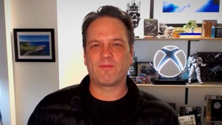 Phil Spencer está sendo criticado pelos jogadores após o fechamento de mais quatro estúdios, entre eles a Arkane Austin e a Tango Gameworks