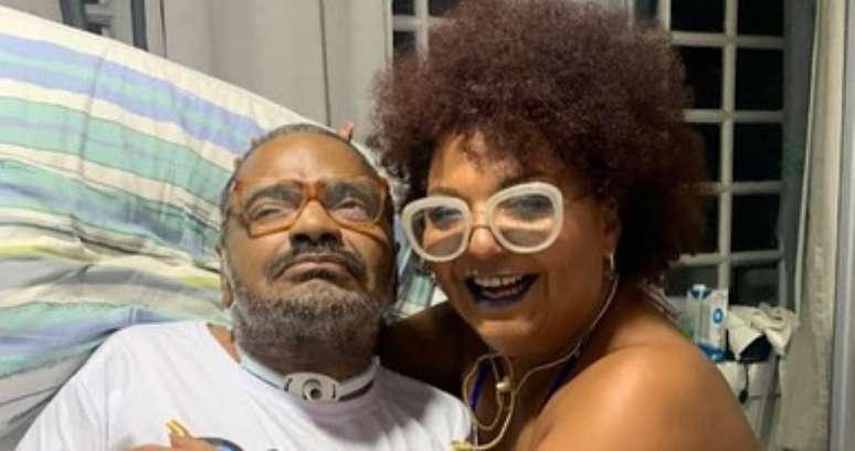 O sambista Arlindo Cruz e sua esposa, Babi Cruz