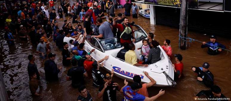 Enchentes no RS afetaram diretamente mais de 1,4 milhão de pessoas