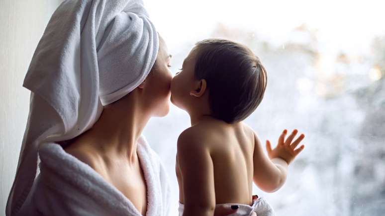 Saiba como cultivar o autocuidado na maternidade