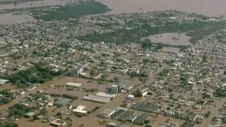 Canoas inundada durante enchente no Rio Grande do Sul