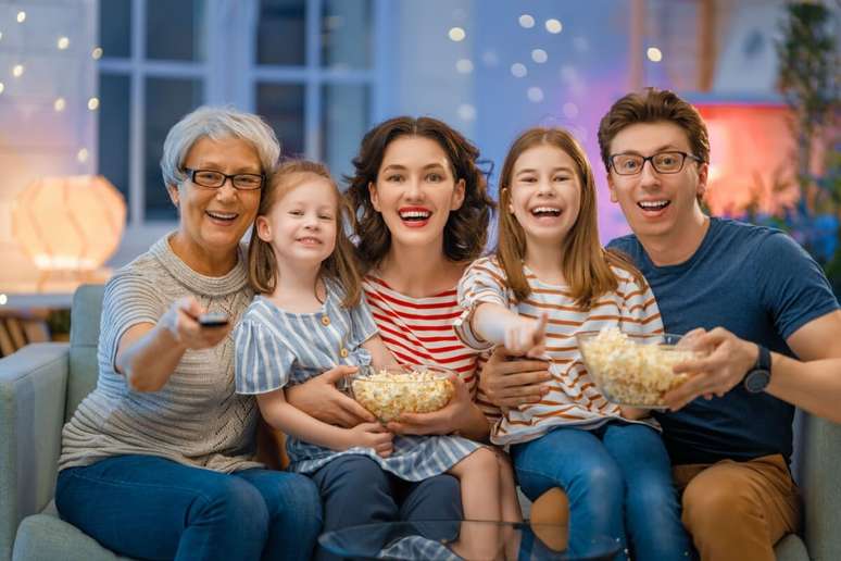 Assistir a produções com a temática maternidade é uma ótima maneira de aproximar os laços em família