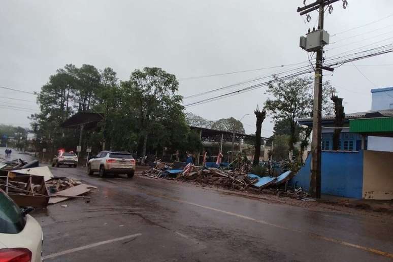 Imagens das redes sociais mostram destruição em Arroio do Meio