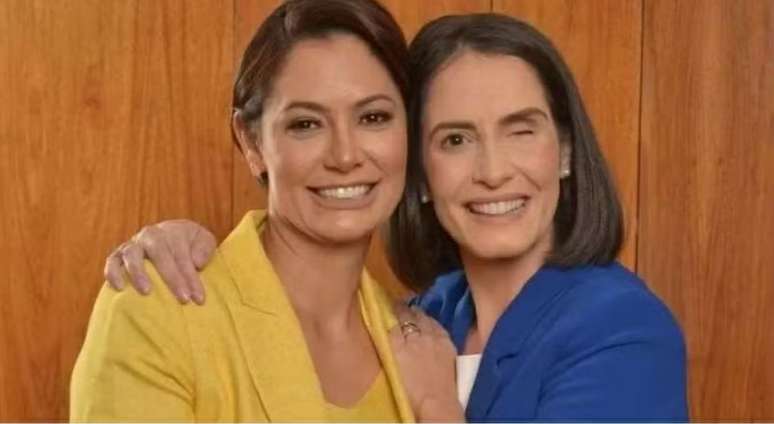 Michelle Bolsonaro lamentou a morte de Amália Barros