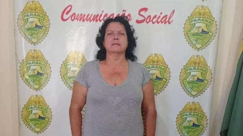 Tânia, de 59 anos, é acusada de matar a própria filha, Andréa, para ficar com a guarda do neto, de 5 –