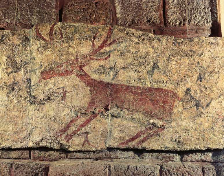 As escavações em Çatalhöyük revelaram murais de brilho excepcional (7000 a.C.)