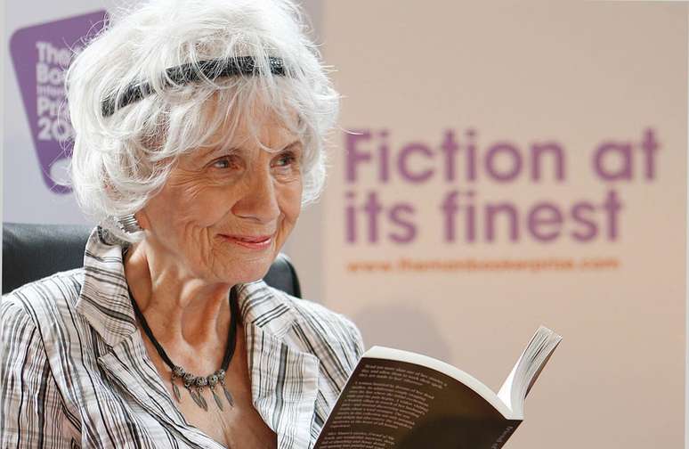 Escritora canadense Alice Munro