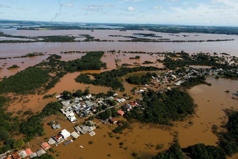 Grande Porto Alegre e outras regiões do Rio Grande do Sul seguem alagadas até o momento; estado precisará de muitos recursos para reconstrução