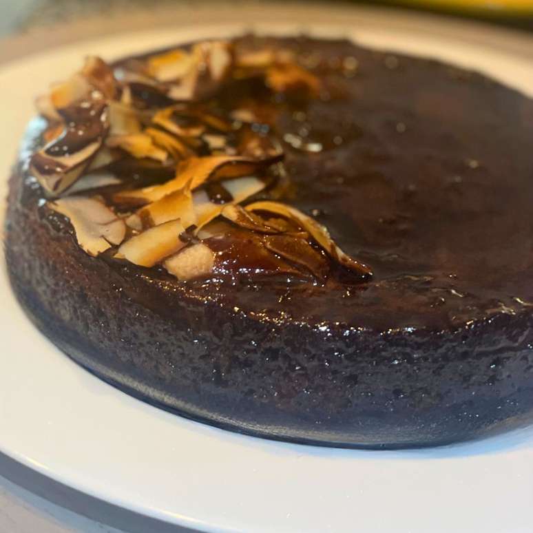  Bolo de cenoura com coco (sem farinha)