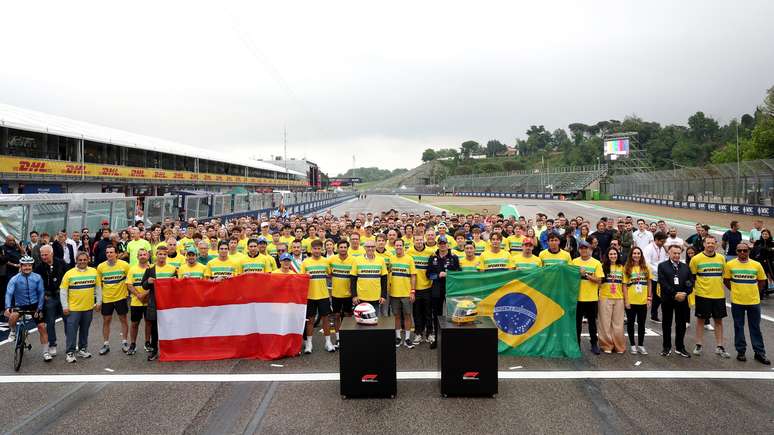 Os pilotos Ayrton Senna e Roland Ratzenberger foram homenageados