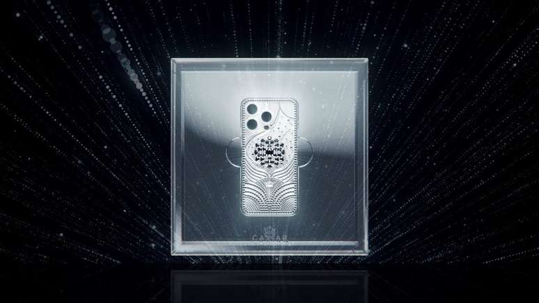 iPhone 15 Pro Max Diamond Snowflake (Image: Reproduction/Caviar International) iPhone 15 Pro Max Diamond Snowflake (Image: Reproduction/Caviar International)