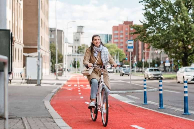 A bicicleta é uma opção rápida, econômica e sustentável para os deslocamentos urbanos