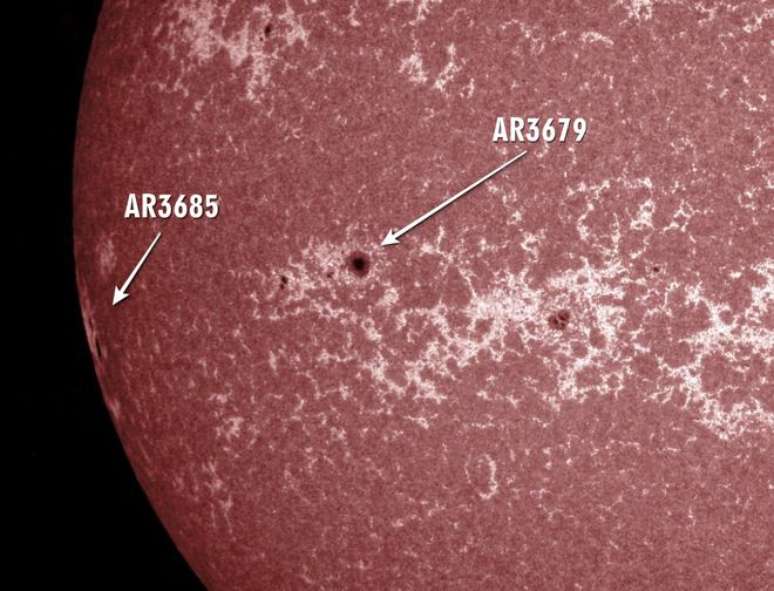 The sunspot responsible for the eruptions is not yet fully visible (Image: Reproduction/NASA/AIA; Notes: Daniele Cavalcante) The sunspot responsible for the eruptions is not yet fully visible (Image: Reproduction/NASA/AIA; Notes: Daniele Cavalcante)