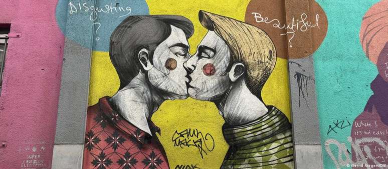 Mural pró-LGBT em Bruxelas