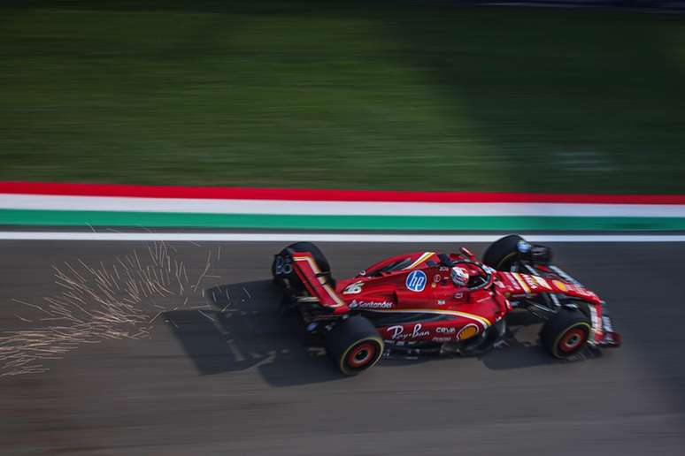 Leclerc foi o mais rápido em Imola nesta sexta