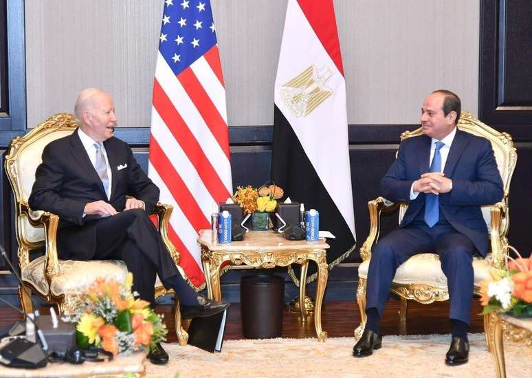 O Egito é um dos principais aliados dos EUA no Oriente Médio. Nesta foto, o presidente americano, Joe Biden, está reunido com seu homólogo egípcio, Abdel Fattah al-Sisi