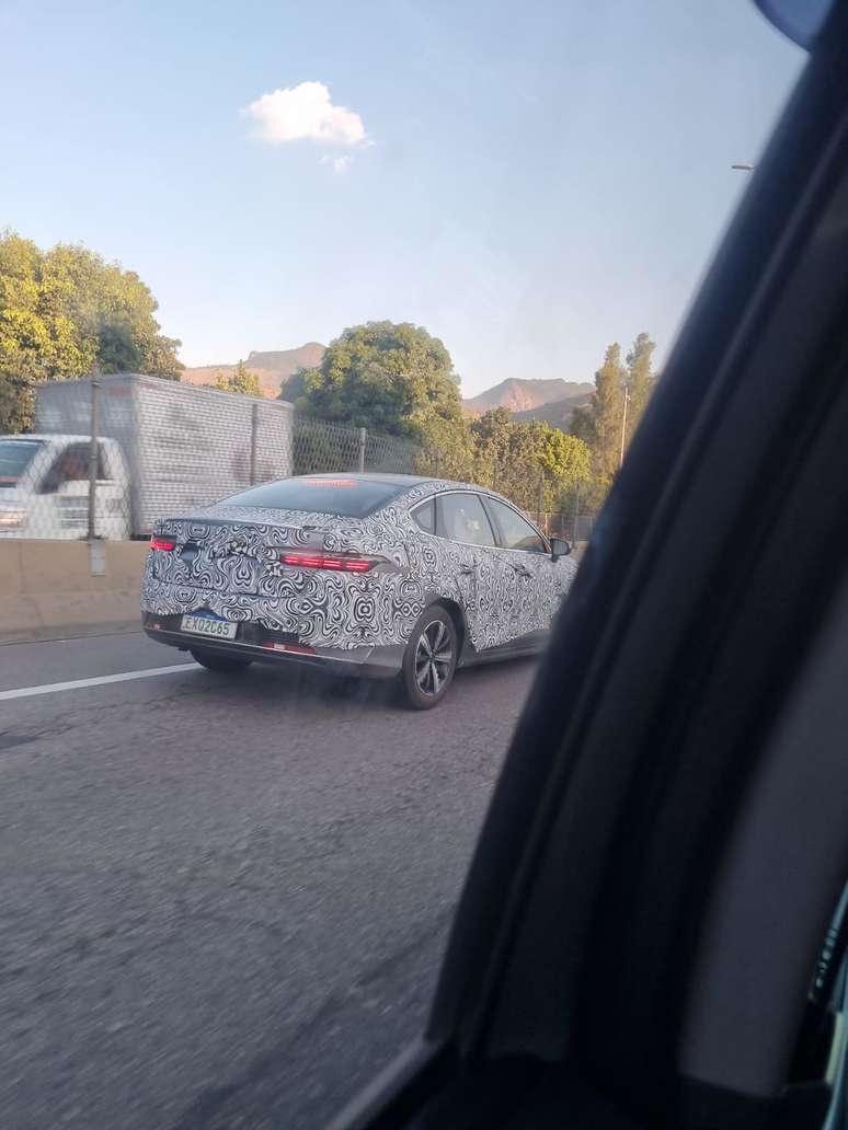 Novo BYD King em testes no Rio de Janeiro (RJ)