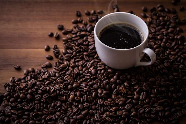 O café, sem adição de açúcar, pode ajudar a reduzir o risco de diabetes tipo 2 