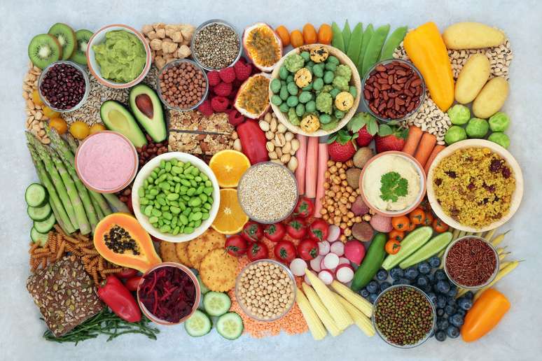 Frutas, grãos e vegetais são ricos em antioxidantes e anti-inflamatórios