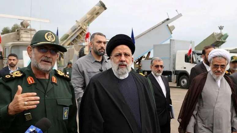 Raisi disse que o ataque direto de mísseis e drones do Irã contra Israel em abril mostrou sua determinação