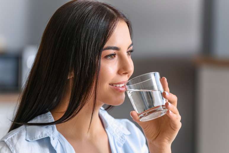 A hidratação é uma forma de tratar a gastroenterite infecciosa 