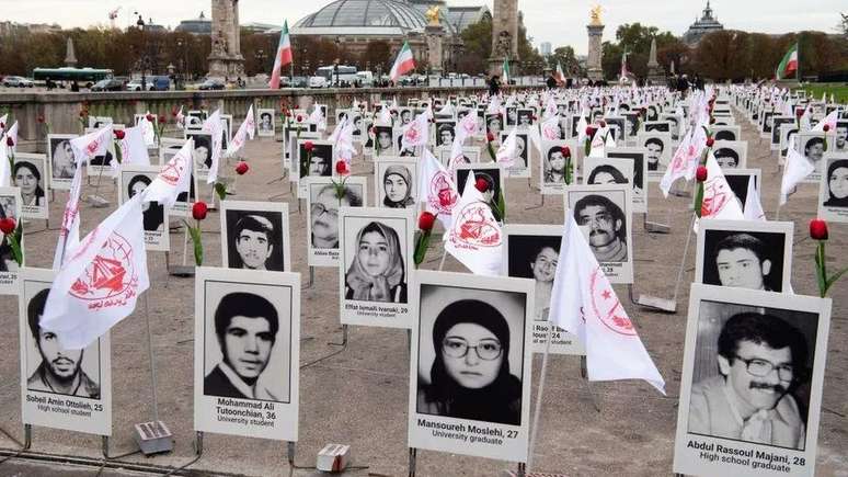 Ativistas da oposição iraniana lembram vítimas de execução em Paris em 2019