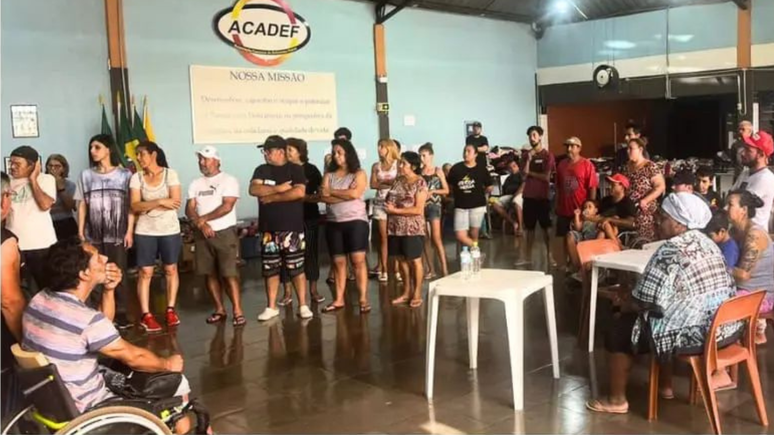 Associação Canoense de Deficientes Físicos (Acadef) transformou seu local de atendimento em um espaço para acolher famílias resgatadas