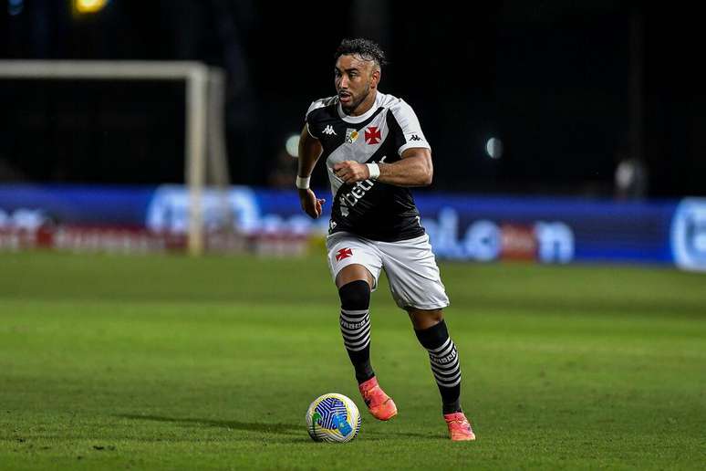 Payet (Vasco) durante jogo contra o Vitória no dia 12.05.2024 