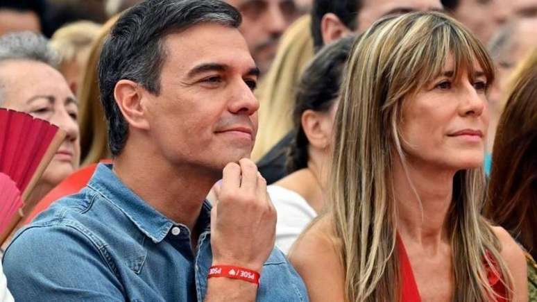 O líder do governo espanhol, Pedro Sánchez, e sua esposa, Begoña Gómez