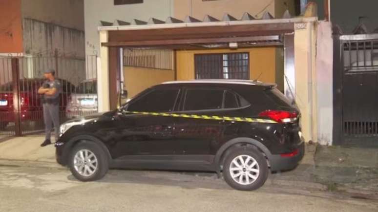 Adolescente foi &agrave; academia ap&oacute;s matar pai e irm&atilde; &ndash;