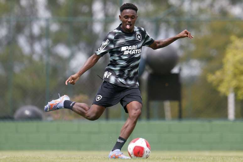 Jeffinho em ação pelo Botafogo 