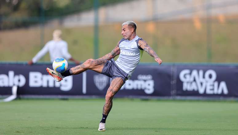 Vargas deve ser titular na Copa do Brasil. 