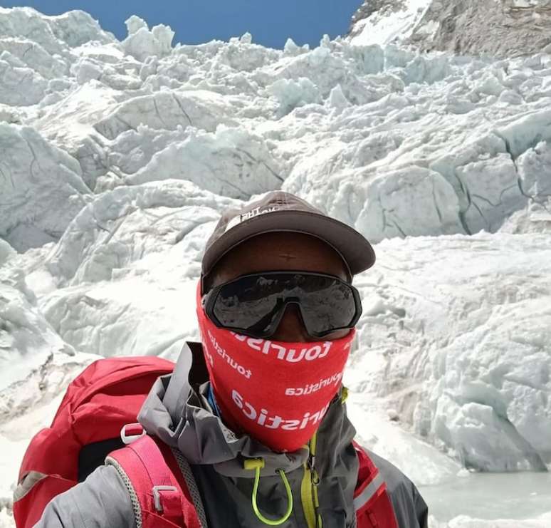 Alpinista queniano Joshua Cheruiyot Kirui é encontrado morto no Monte Everest.