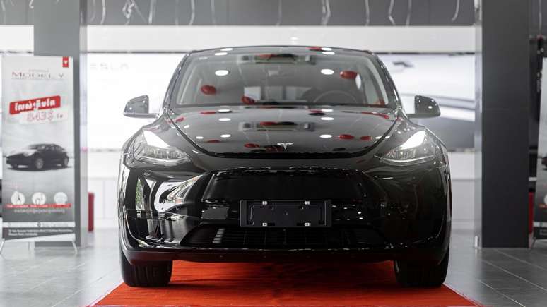 Mais de 5.000 carros Tesla Model Y foram observados em relação ao desgaste da bateria (Imagem: Screen Post/Unsplash/CC)