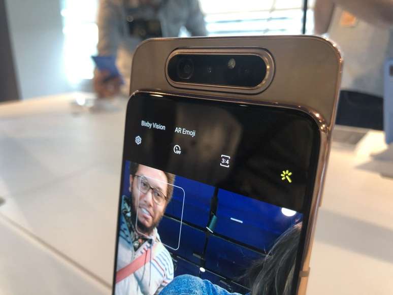 Galaxy A80 foi lançado em 2019 (Imagem: Joyce Macedo/Canaltech)