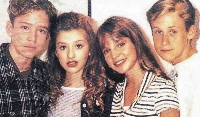 Britney Spears, Christina Aguilera, Justin Timberlake e Ryan Gosling trabalharam juntos no 'The Mickey Mouse Club', nos anos 90.