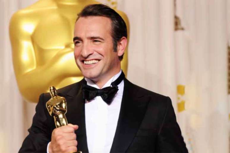 A Paramount+ e a France Télévisions anunciaram recentemente uma nova série do Zorro, estrelada pelo ator Jean Dujardin. O artista francês ganhou o Oscar de melhor ator pelo elogiado filme "O Artista", em 2012.