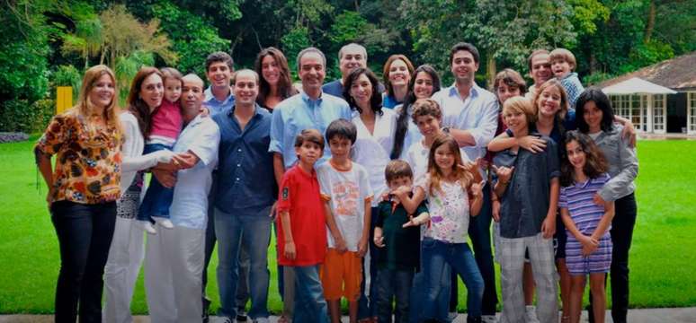 Em foto de arquivo, os filhos e netos de Roberto Marinho, fundador da Globo