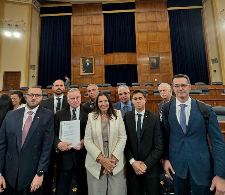 O deputado federal cassado Deltan Dallagnol (Novo-PR) também esteve na comitiva de bolsonaristas do Congresso Nacional que acompanhou presencialmente a audiência na Câmara dos Representantes dos EUA.