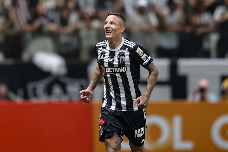 Guilherme Arana (Atlético-MG) celebrando seu gol contra o Cruzeiro no dia 20.04.2024 
