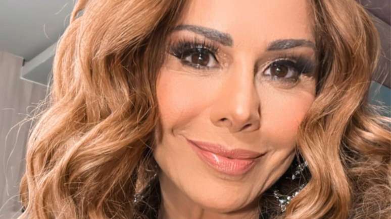 Viviane Araujo cries when she finds her son after days away: “My world”