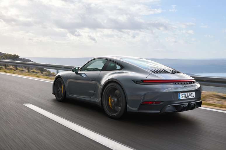 Novo Porsche 911 Carrera GTS