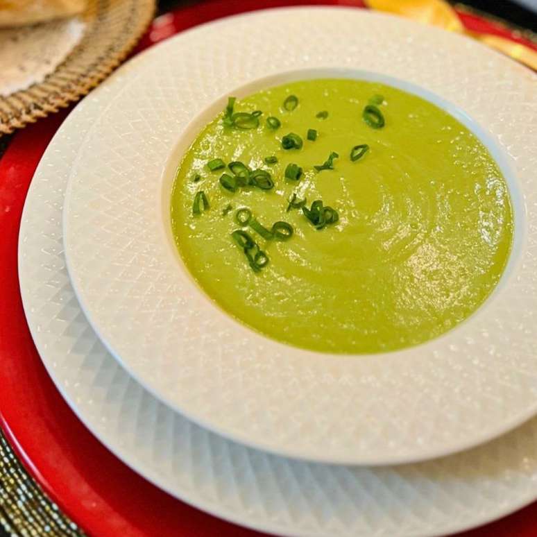 SOPA DE ERVILHA (fresca)