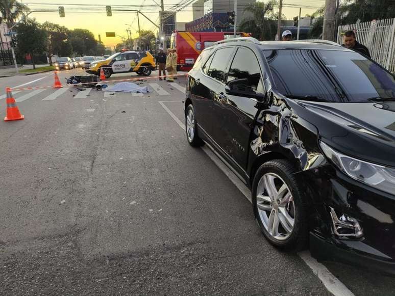 motociclista-morre-batida-viatura-descaracterizada-da-pm-em-curitiba